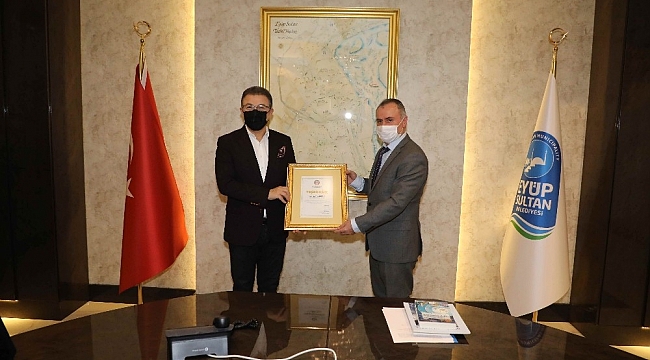 İstanbul Esnaf ve Bakkallar Odası'ndan Eyüpsultan Belediye Başkanı Deniz Köken'e teşekkür ziyareti