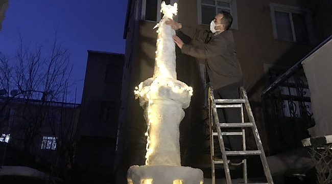 İstanbul için kar duası kabul olunca kardan minare yapıp ezan okuttu