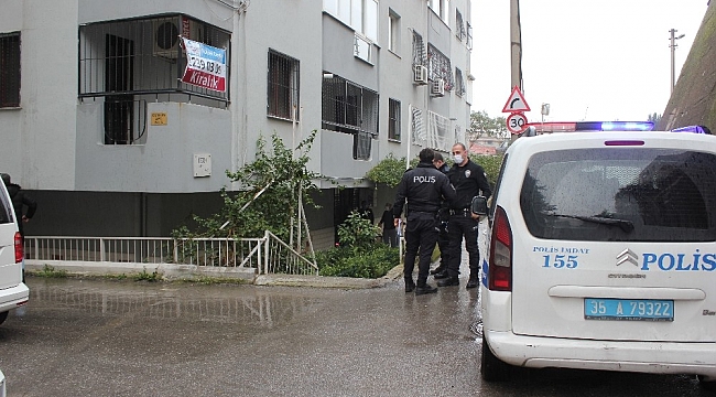 İzmir'de apartman boşluğuna düşen yaşlı adam öldü