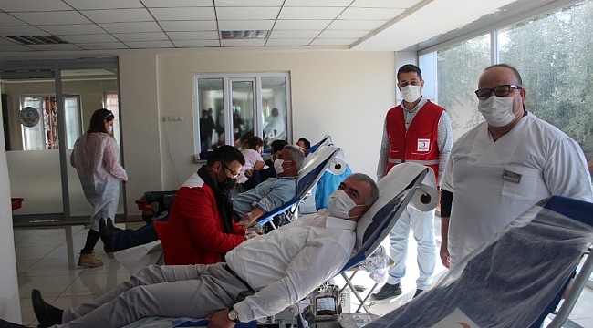 Kahta Belediyesi'nden Kızılay'a kan desteği