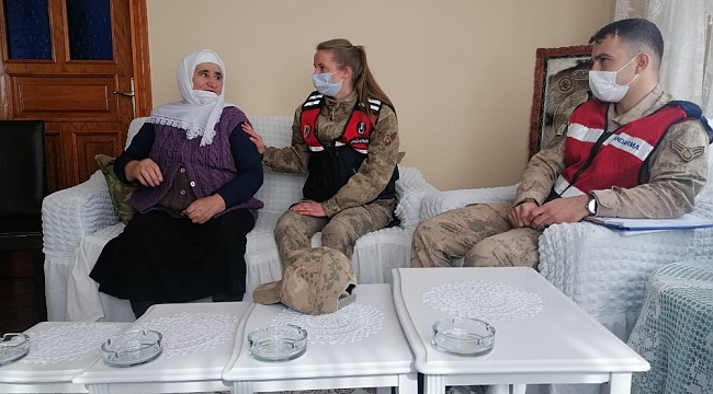 Kars'ta jandarma yaşlıları unutmadı