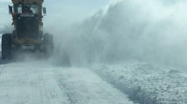 Kars'ta kapalı köy yolları açılıyor