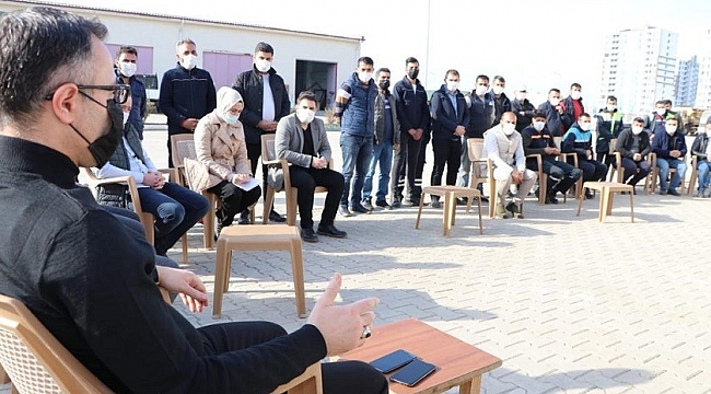 Kayapınar Kaymakamı Koç, belediye personelleriyle bir araya geldi