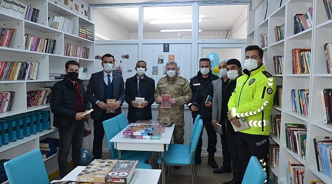 Kaymakam Çelik, kütüphane açılışına katıldı