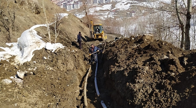 Kentin iki noktasındaki su arızası giderildi