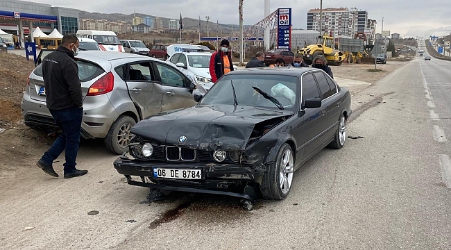 Kırıkkale'de trafik kazası: 3 yaralı