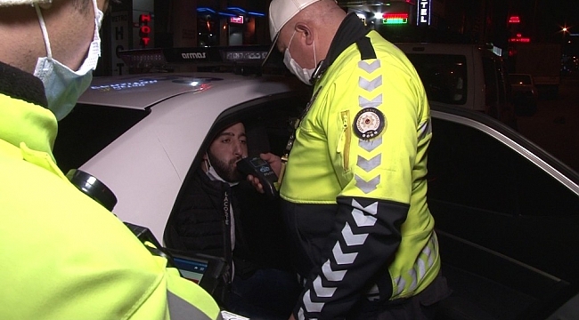 Kısıtlamada kontrol noktasından kaçan şahıstan polislere, "Sizin yanınıza bırakmayacağım, sizi mahkemeye vereceğim" tehdidi