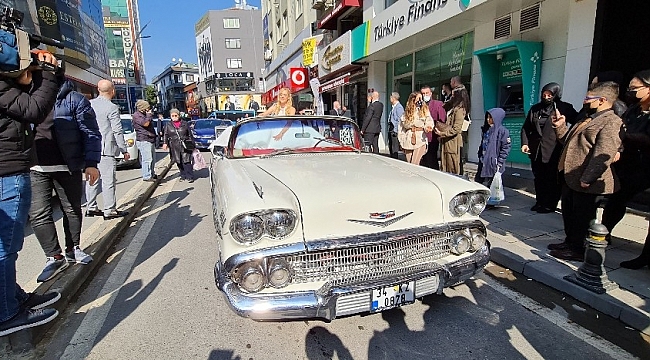 Kısıtlamaların kalkacağı haberi gelinlikçilerde büyük hareketliliğe neden oldu