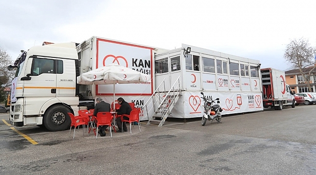 Kızılay'ın başlattığı kampanyaya belediye personellerinden anlamlı destek