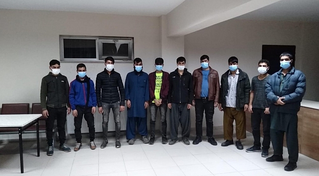 Kocaeli'de 19 düzensiz göçmen yakalandı