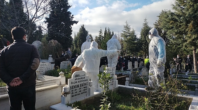 Koronaya yenik düşen polis memuru defnedildi