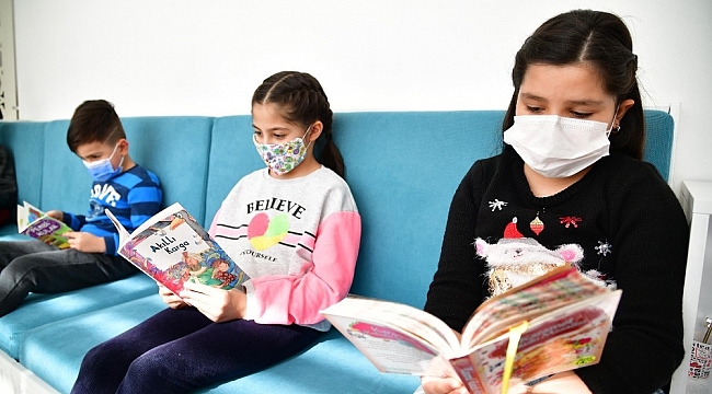 Mamak Belediyesi'nden miniklere kitap okuma etkinliği