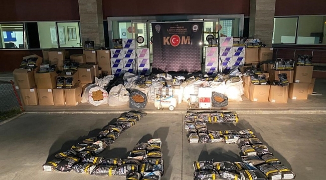 Manisa'da 1 tondan fazla kaçak tütün ele geçirildi