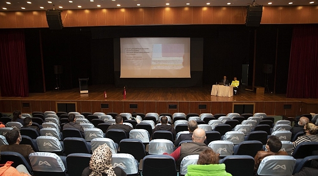 Mersin Büyükşehir Belediyesinden özel gereksinimli bireylere özel 'yardımcı refakatçi'