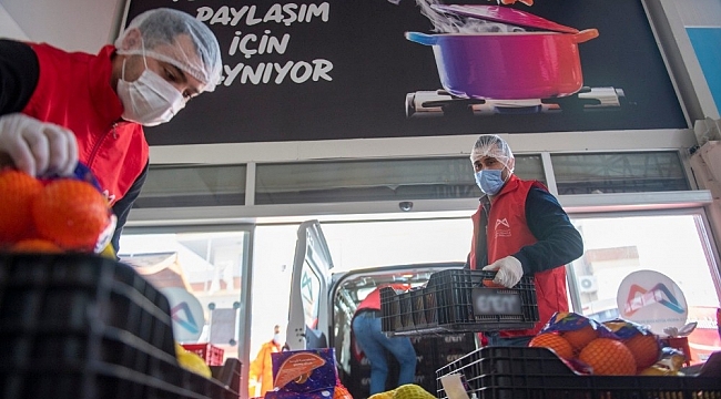 Mersin'de sağlık çalışanları ve Covid hastalarına narenciye desteği