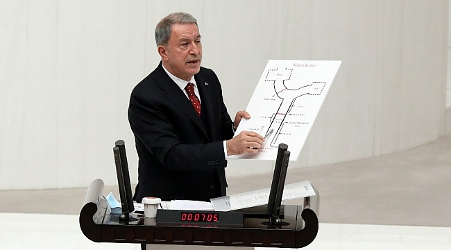 Milli Savunma Bakanı Akar: "Planlanan 50 hedeften 48'i vurulmuştur."