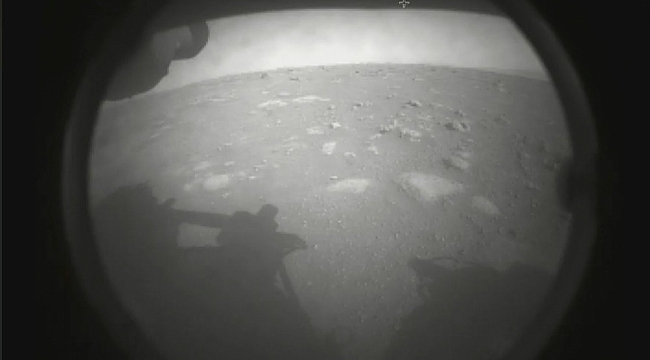 NASA'nın uzay aracı Perseverance, Mars'a iniş yaptı
