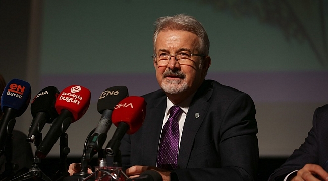 Nilüfer Belediyesi 2021 yılını Gülten Akın'a adadı