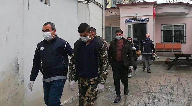 Osmaniye'de 3 Afgan mülteci yakalandı