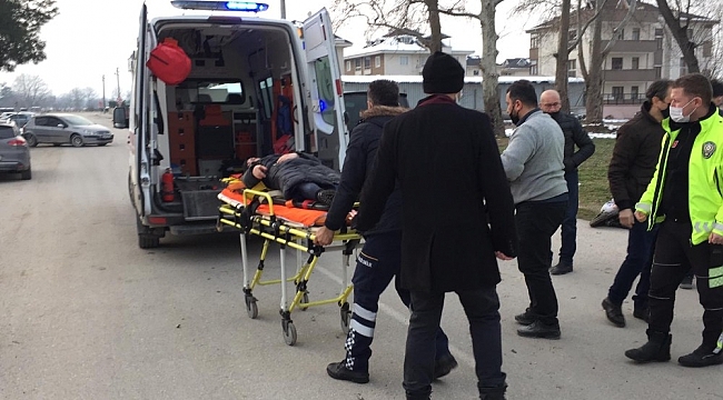 Otomobil ile elektrikli bisiklet çarpıştı: 2 yaralı