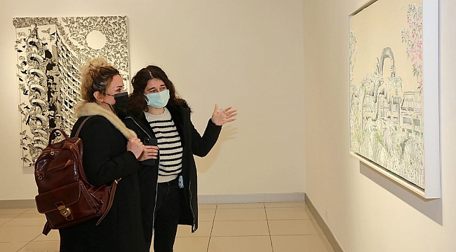 Pandeminin sanatçılara yansıması "Yeniden" sergisiyle sanatseverlerin beğenisine sunuldu