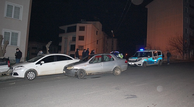 Park halindeki otomobile çarpıp kayıplara karıştı