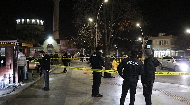 Polis merkezi yanında taksiciyi silahla vurup kaçan şahıs yakalandı
