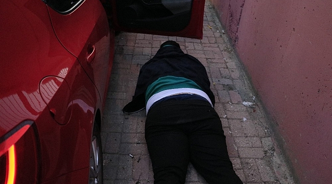 Polisten kaçan ehliyetsiz sürücü 5 kilometre sonra yakalandı