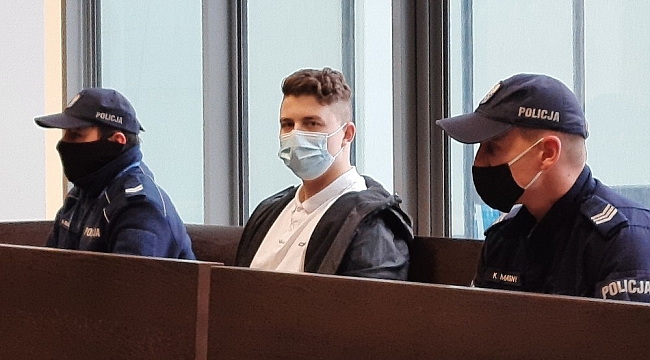 Polonya'da 16 yaşındaki Türk çocuğunu öldüren katile 25 yıl hapis