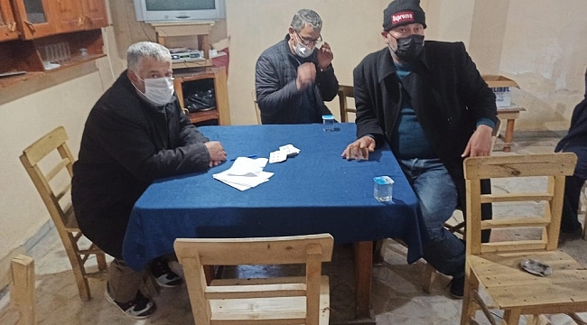 Samandağ'da kıraathaneye kumar baskını