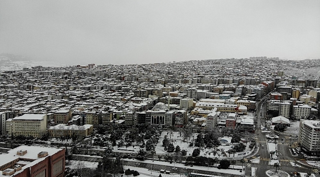 Samsun beyaz gelinliğini giydi