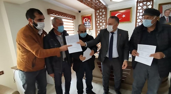 Şenkaya Belediyesi'nden esnafa bin lira destek