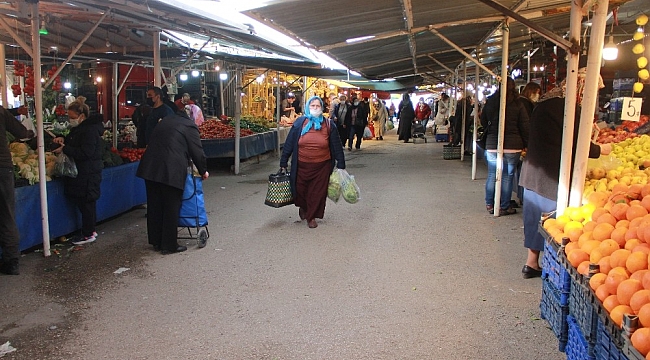 Sinop'ta pazarda fiyatlar yüksek, işler durgun