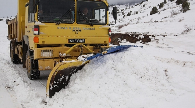Sivas'ta 122 köy yolu ulaşıma kapalı