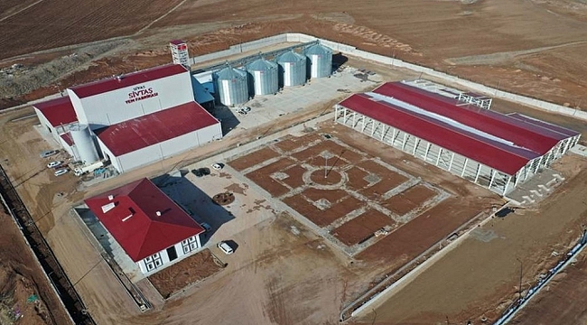 Sivas'ta üretilen ilk yemler torbalara doldu