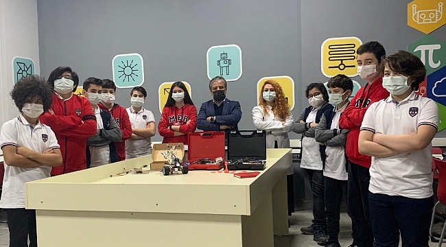 Sonsuz teknoloji ile geleceğe hazırlanıyorlar