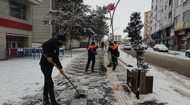 Sungurlu'da kar mesaisi