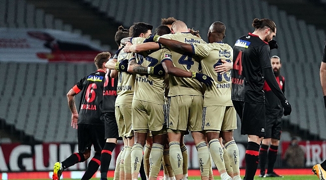 Süper Lig: Fatih Karagümrük: 0 - Fenerbahçe: 1