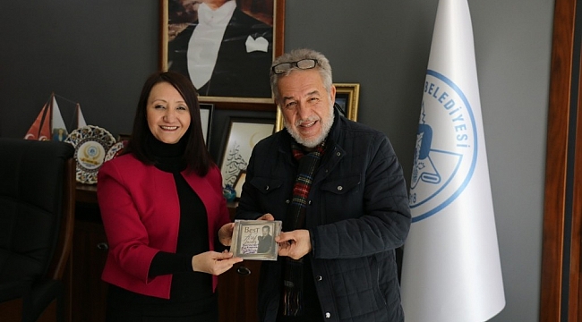 Taverna müziğinin sevilen ismi Arif Susam, Pazaryeri'ne hayran kaldı