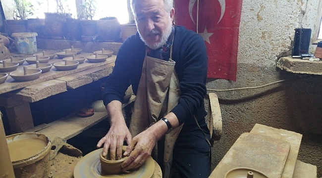 Taverna müziğinin usta sesi Arif Susam'ı hiç böyle görmediniz