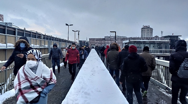Toplu taşımada kar yoğunluğu