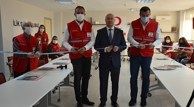 Türk Kızılay Manisa ve Demirci Gönüllü Merkezi açıldı