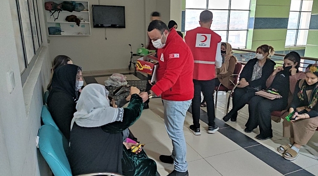 Türk Kızılay'ı sağlık çalışanları ile bir araya geldi