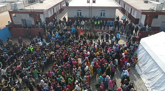 Türkiye Diyanet Vakfı, Suriye'de 8 bin çocuğa eğitim imkanı sağlıyor