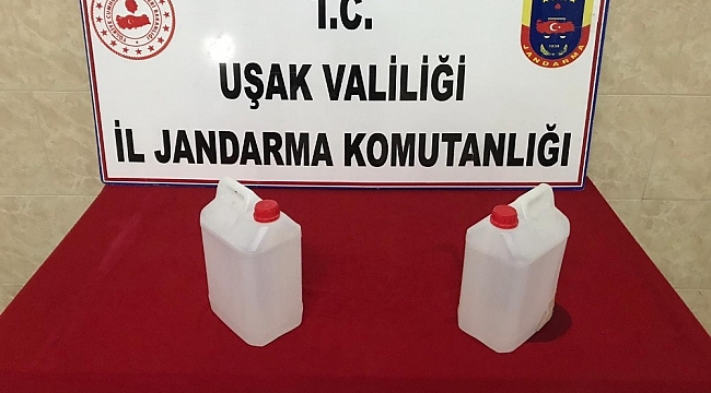 Uşak'ta sahte alkolde kullanılan 10 litre etil alkol ele geçirdi
