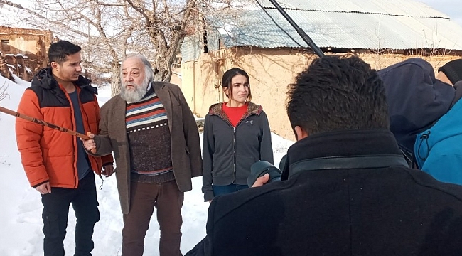 Usta oyuncu korona virüse yenik düştü
