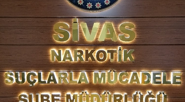 Uyuşturucu etkisinde araç kullandılar, bedelini ağır ödediler