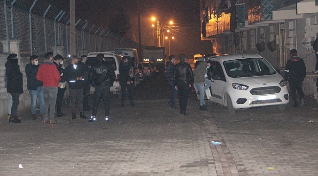 Uyuşturucu satıcısı tüfekle polisi vurdu