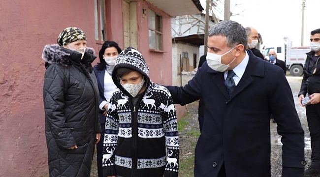 Vali Atay aile ziyaretlerine devam ediyor