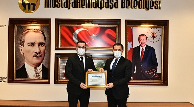 Vali Masatlı'ya fahrî hemşehrilik beratı